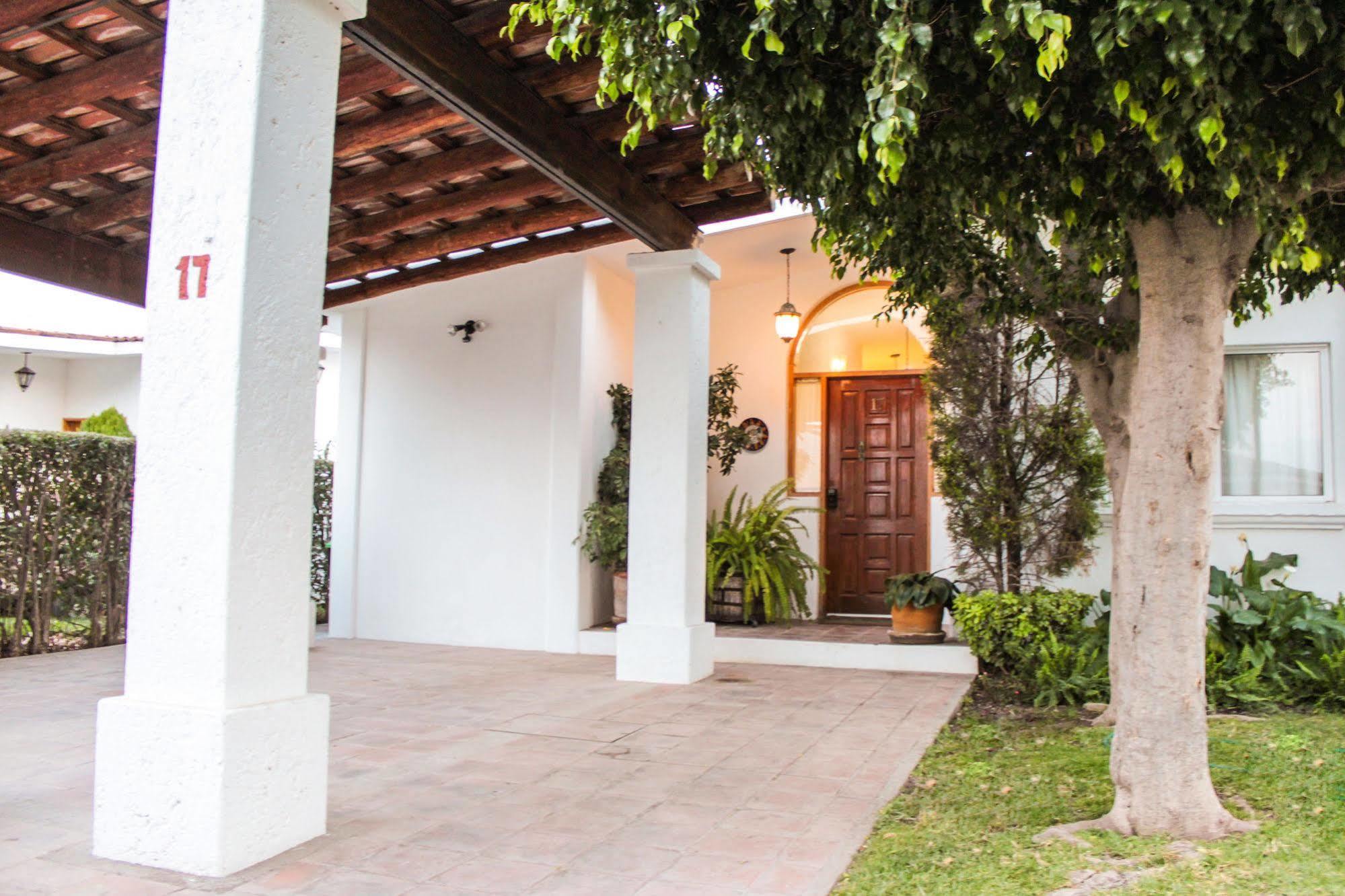 Casa Boutique Del Lago Vr Сан-Хуан-дель-Рио Экстерьер фото